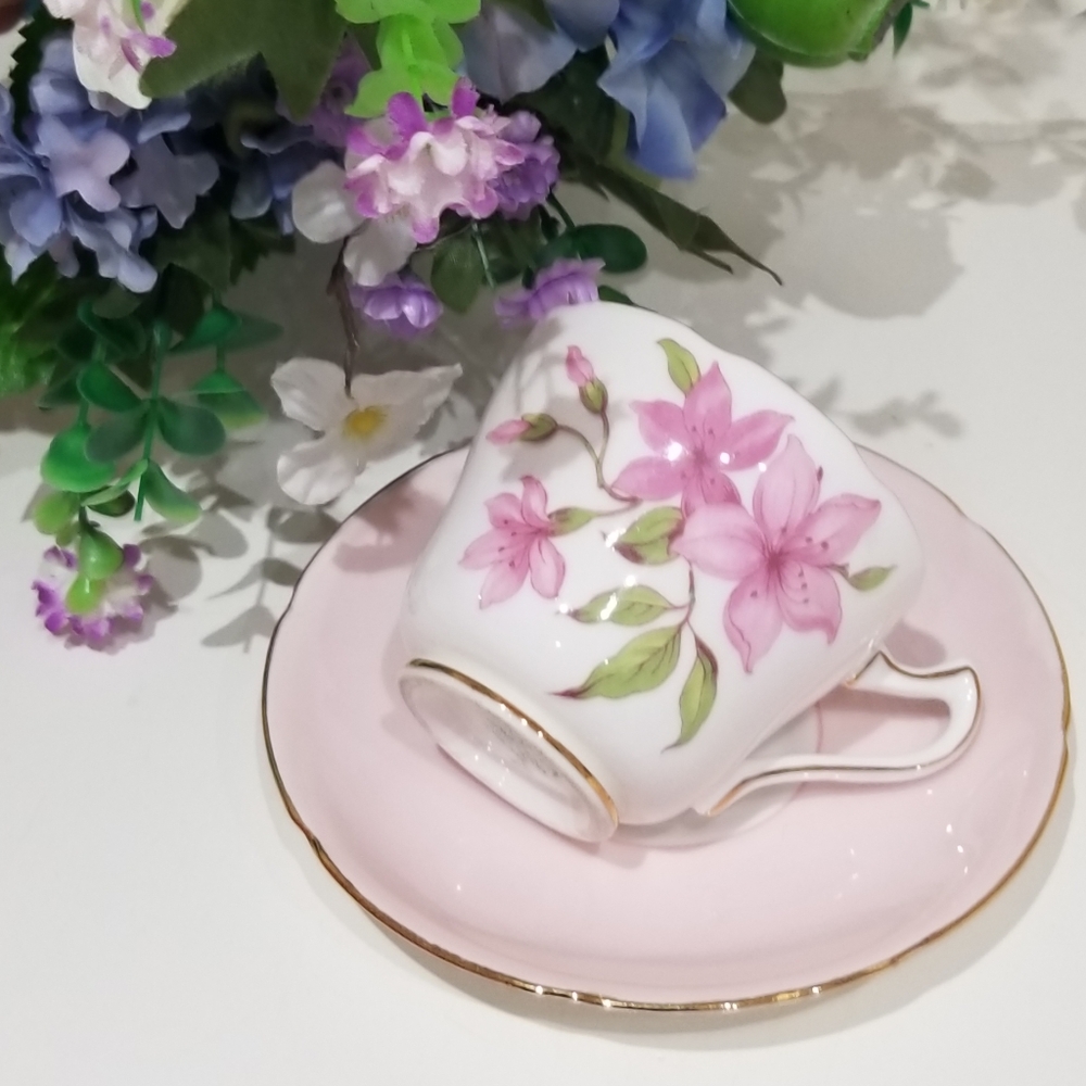 Vintage Royal  Crafton Bone China teacup and saucer